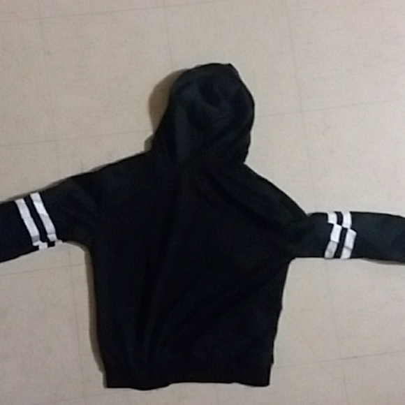 Sweatshirt - Picture 2 of 2